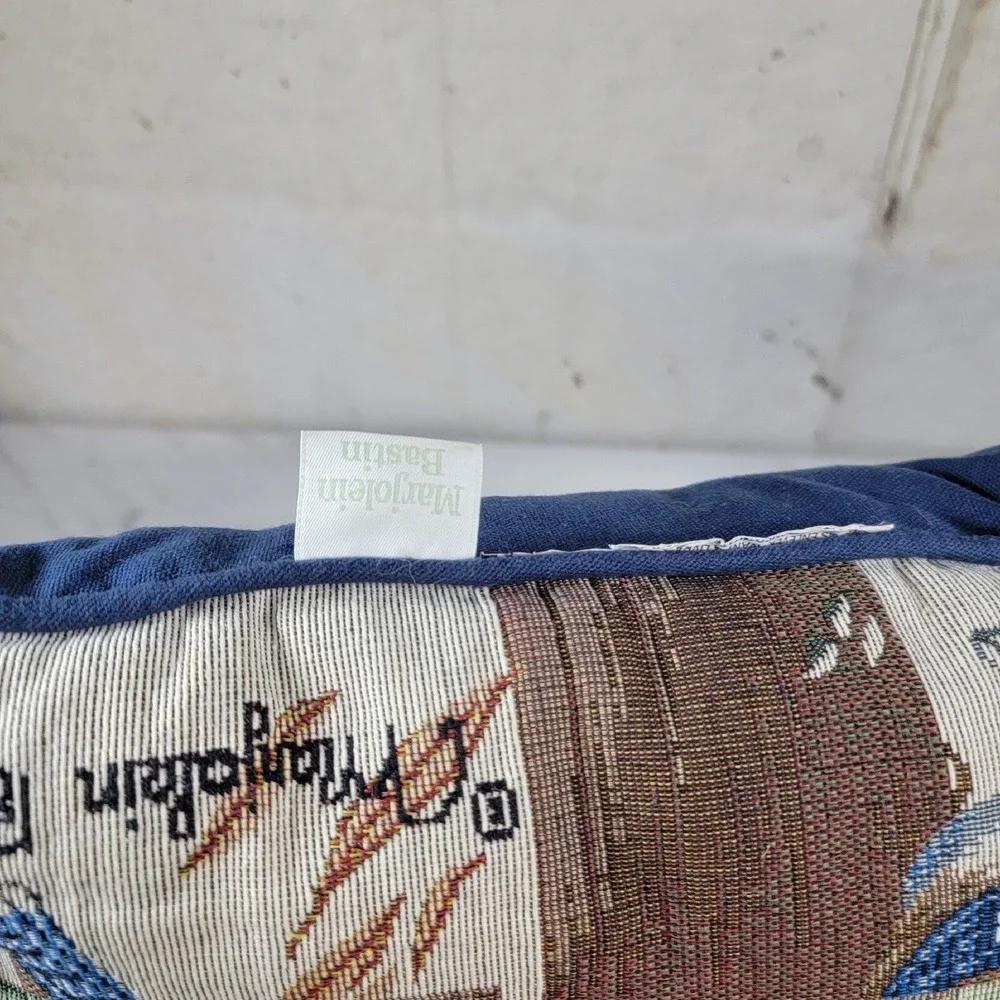 Marjolein Bastin back pillow